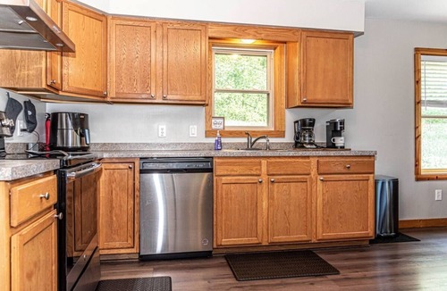 Briar Crest Woods House | Sleeps 26 | 2 Homes | Near Big Boulder