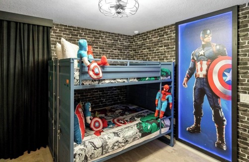 Davenport Resort | Sleeps 28 | Resort | Themed Rooms | Arcade | Heated Pool