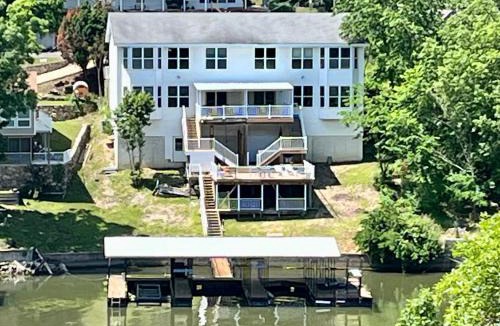 Sunrise Beach House | Sleeps 30! Decks, Docks & Lake Life!