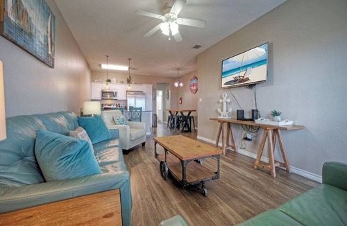 Corpus Christi House | Sleeps 32, 2 Homes | Heated Pool + Game Room + Balconies | Walk to the Beach