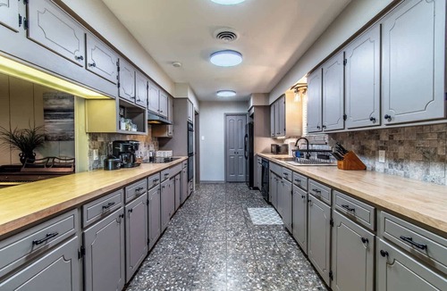 Bay Area House | Sleeps 33 - Oceanfront Luxury 2 pools & 2 houses
