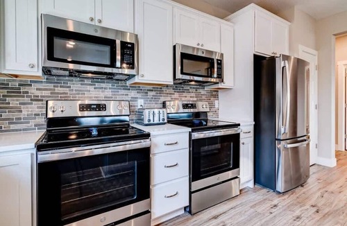 Kimberling City House | Sleeps 35! Private Indoor Pool + Lake View!