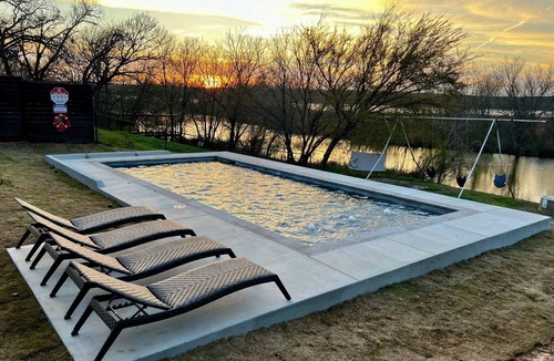 Dennis House | Sleeps 37 | Lakefront Compound w/3 Homes + Pool