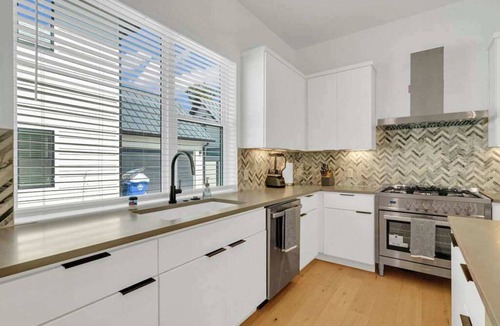 Riverside House | Sleeps 44, Luxury Compound, 2 Pools, 2 Kitchens