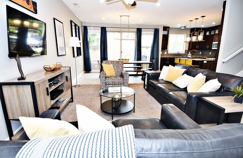 Moab House | Sleeps 58: Townies | Pool/Spa | Garage | Downtown Location | 420/424/428/432