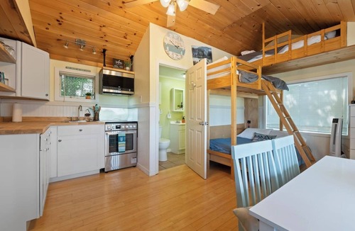 Laconia House | Sleeps 6, 2 Bath, Large Private Deck, Beach & Pool