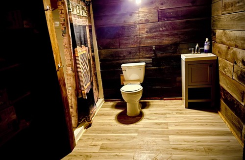 Hollister Resort | sleeps 6 only