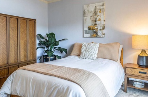 Whispering Pines House | Sleeps 6! Whispering Pines Lake Front