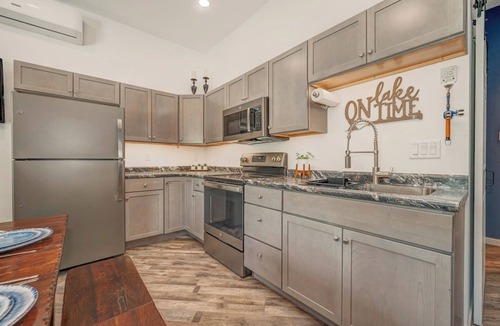 Spirit Lake House | Sleeps 7|Newly Built 3BD 2BTH| Kid+Pet Friendly