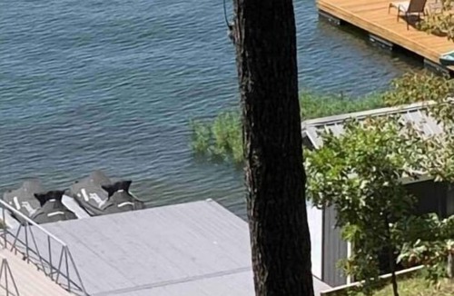 Marion House | Sleeps 8, Amazing Water views, sunsets, boat dock with swim pad and kayaks,