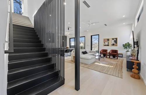 Barton Heights House | Sleeps 8 Luxury Home near Zilker
