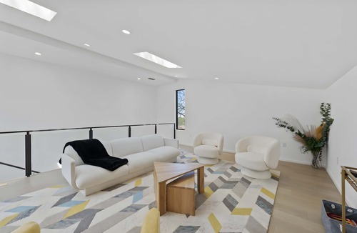 Barton Heights House | Sleeps 8 Luxury Home near Zilker