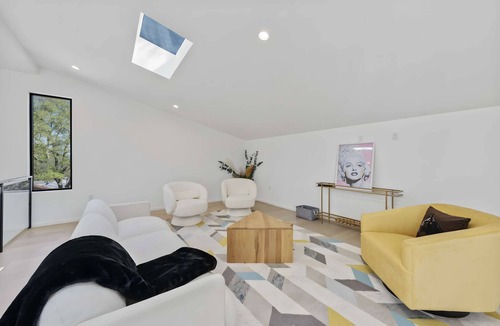 Barton Heights House | Sleeps 8 Luxury Home near Zilker