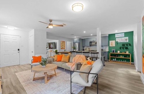 Leander House | Sleeps 8 Modern 3BR Leander | Coffee Bar & Yard