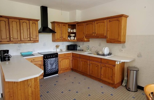 Laussou House | Sleeps 8 with Pool and Pet-Friendly