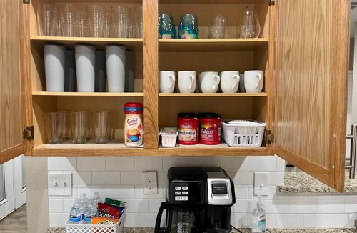 Woodridge House | Sleeps 9 | GameRoom | Six Flags | Memorial Weekend