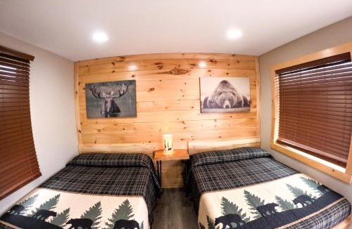 North Greece Hotel | Sleepy Bear Inn