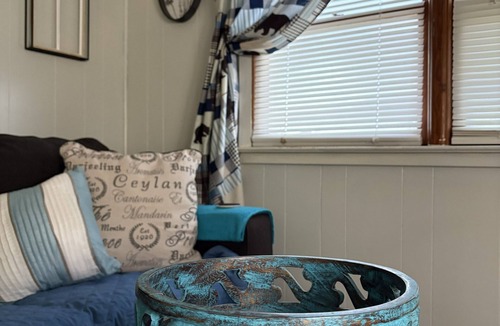Bedford House | Sleepy Bear’s Den