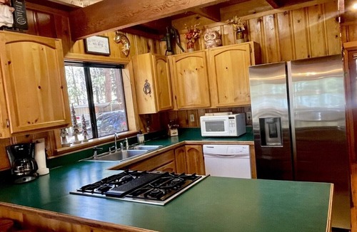 Greer Cabin | Sleepy Owl Lodge in Greer