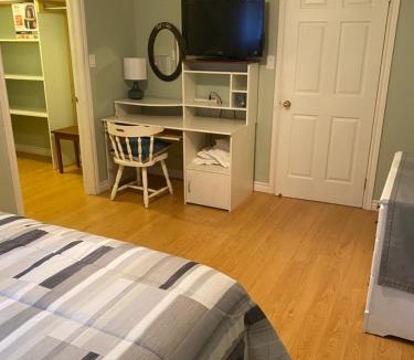 Pine Grove House | Sleepy Pines Place