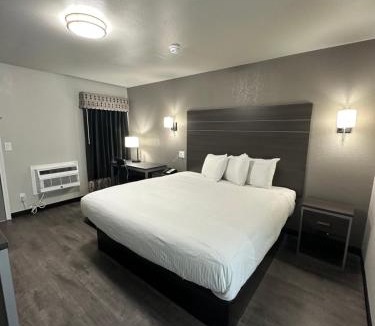 Wagoner Hotel | Sleepy Traveler Motel