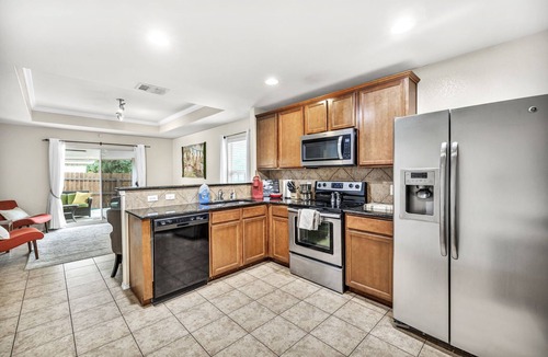 Manchaca House | Slice of Austin located just 15 mins from downtown in a quiet and safe community