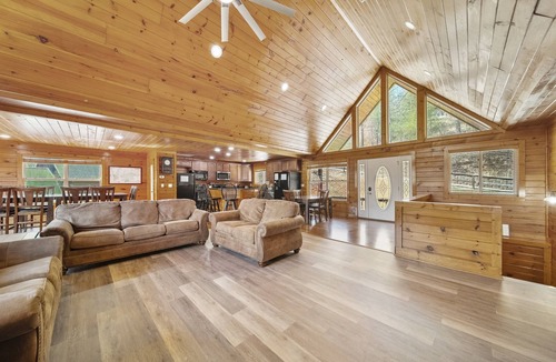 Lakeside Estates Cabin | Slice of Heaven' 4500 Sq Ft, double deck dock w/slide