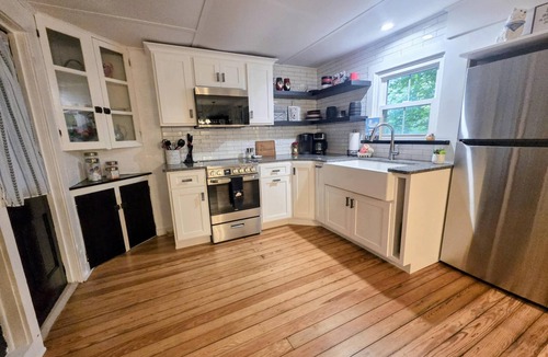 Mount Gretna Heights Cottage | Slice of Heaven