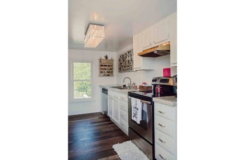 Lake Forest Estates House | 😇Slice of Heaven by Property Lovers 💕