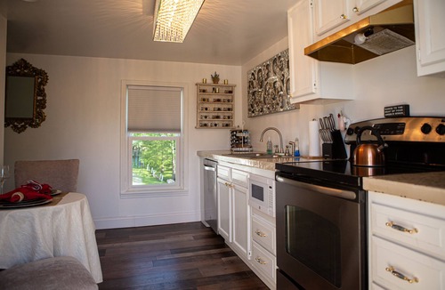 Lake Forest Estates House | 😇Slice of Heaven by Property Lovers 💕