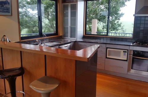 Taiharuru House | Slice of Pacific Paradise