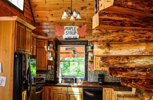 Jasper House | Slice of Paradise- Rustic Meets Modern at this Unique Amish Country Home