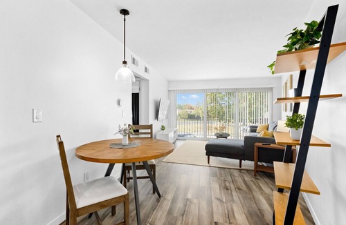 Orange Prairie Apartment | Slice of the Good Life - Concord B2