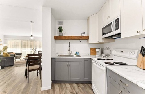 Orange Prairie Apartment | Slice of the Good Life: Concord A6