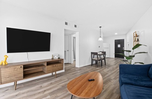 Orange Prairie Apartment | Slice of the Good Life: Concord A4