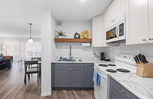 Orange Prairie Apartment | Slice of the Good Life: Concord A4