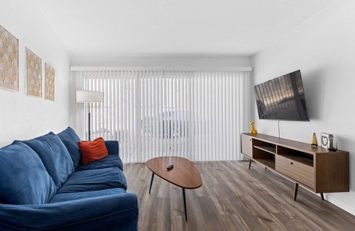 Orange Prairie Apartment | Slice of the Good Life: Concord A4