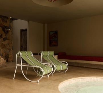 Pecatu Villa | Slim Summer House, 4 bedroom Mid Century Villa in Uluwatu