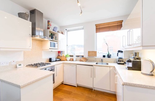 Chelsea Apartment | Sloane Square Luxury Flat - 4 Guests