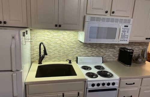 Mercersburg Condo | Slope side Studio Condo