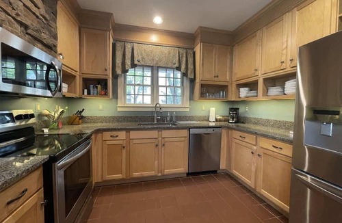 Mercersburg Condo | Slope Side Townhouse!