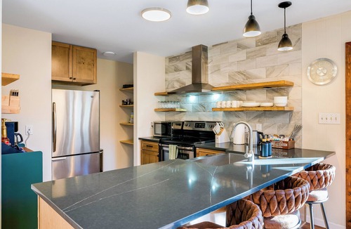 Massanutten Ski Chalet | Slope View Chalet Hot Tub, Firepit, Family Fun