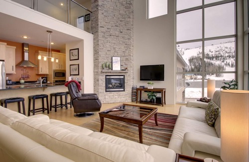 Brian Head Condo | Slopes Loft | Walk to Giant Steps Ski Lifts