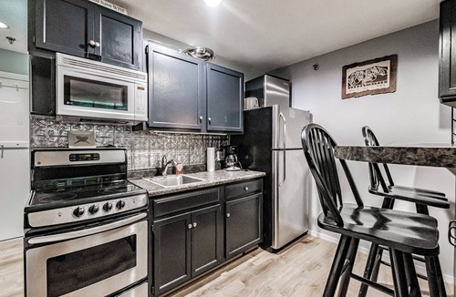 Sunday River Area Condo | Slopeside! Cascades studio Sleeps 4