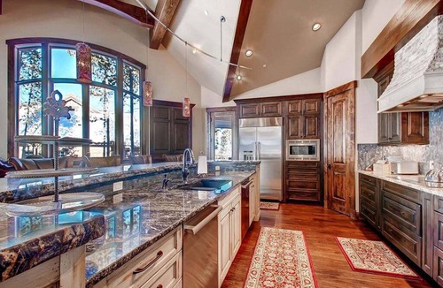 Timber Trail House | Slopeside Manor-Magnificent Custom Home-Great Amenities!
