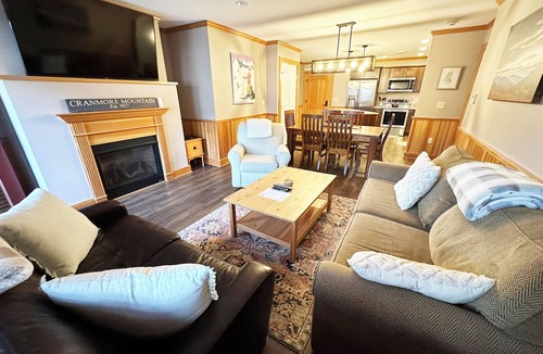 North Conway Condo | Slopeside Retreat at Cranmore, Ski-in/Ski-out