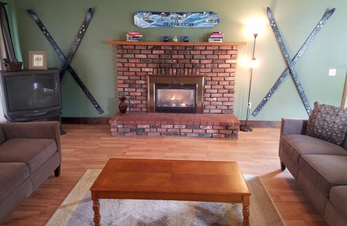 Swain Apartment | Slopeside Suite #6 Near Letchworth State Park