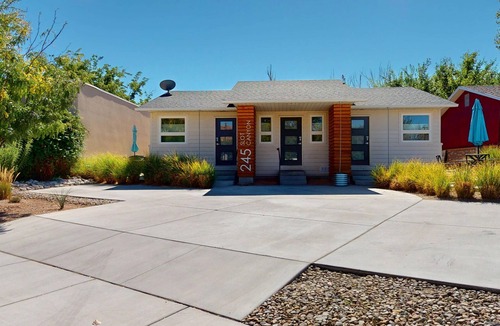 Moab Apartment | Slot Canyon #B | 1 Bed, 1 Bath