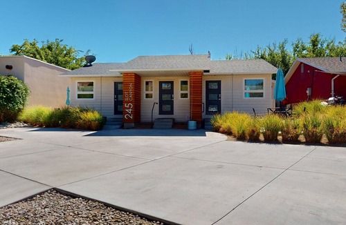 Moab Apartment | Slot Canyon #B | 1 Bed, 1 Bath
