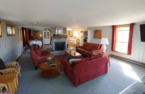 Isle La Motte House | Slow down…You’re on Island Time